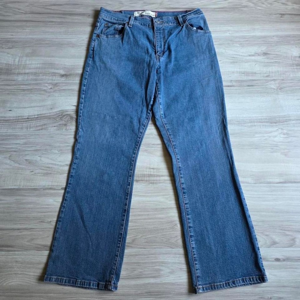 Y2K Levis 550 Relax Boot Cut Jeans